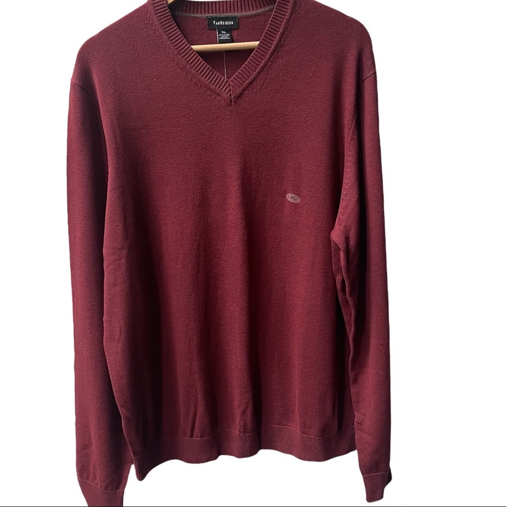 NEW Van Heusen Men’s Maroon Red V-Neck Pullover Dress Sweater Size XL